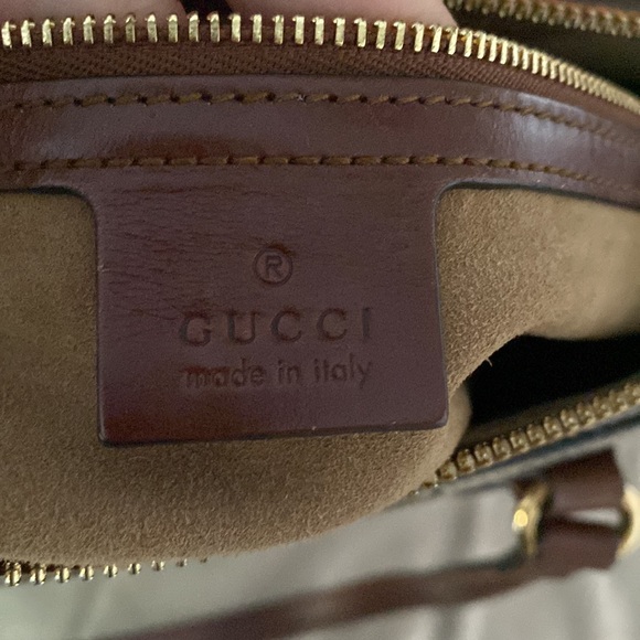 Auth GUCCI Monogram tote made in Italy - Picture 7 of 16